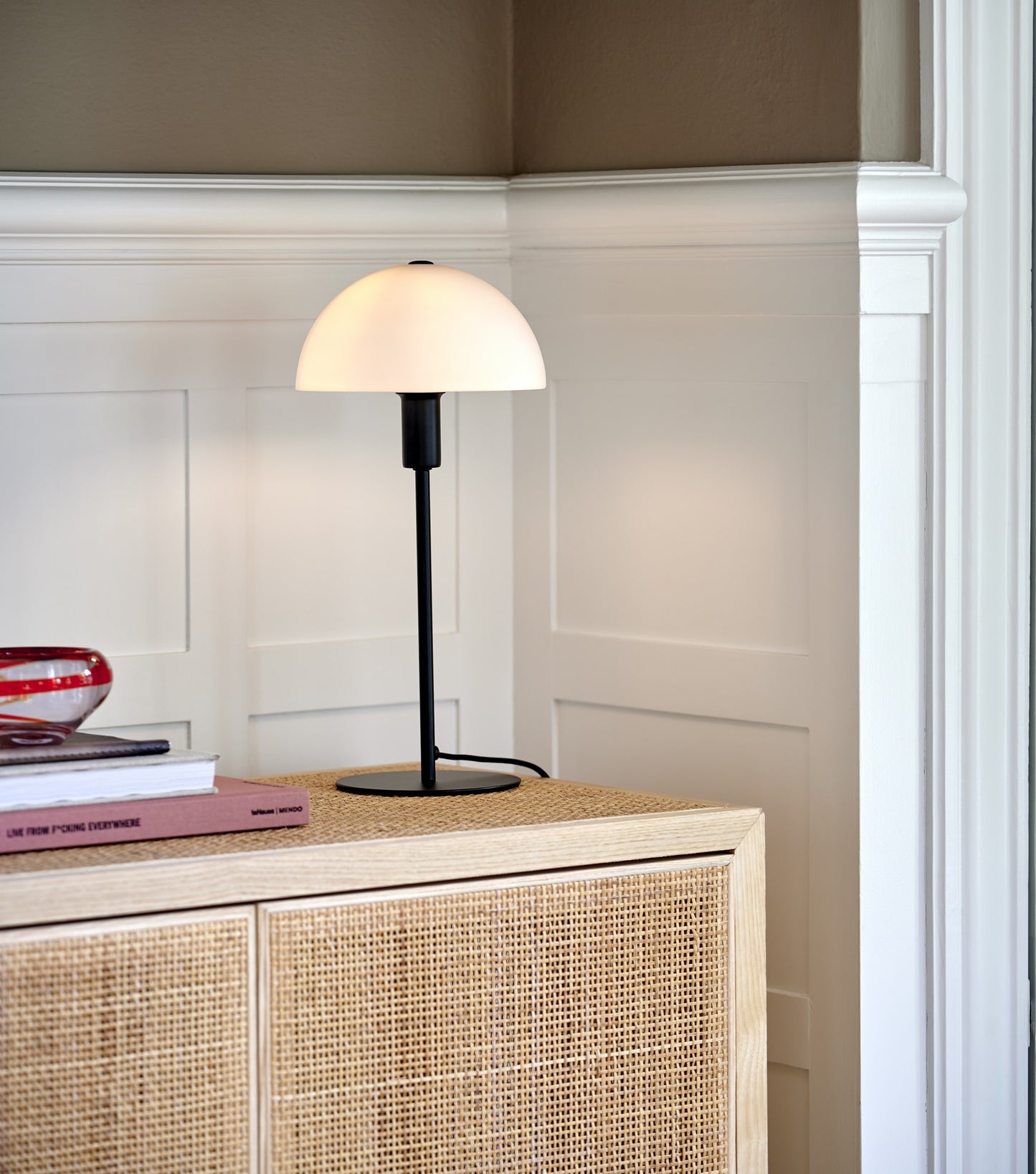 NORDLUX ELLEN 20 TABLE LAMP OPAL/BLACK