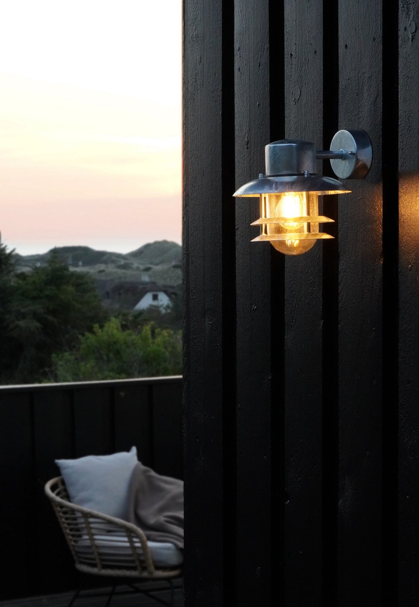 NORDLUX BLOKHUS SENSOR WALL DOWNLIGHT GALVANIZED